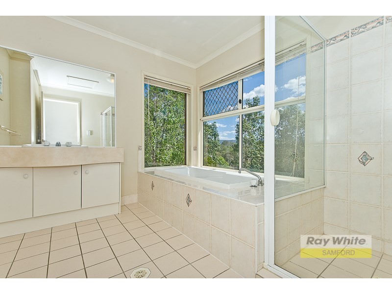 4 Riverine Court, Samford Valley QLD 4520