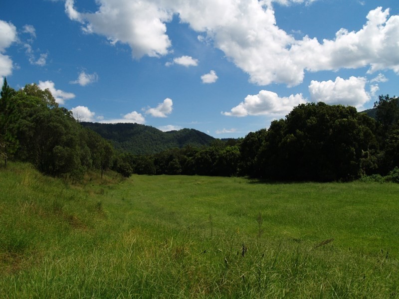 699 Mount Glorious Road, Highvale QLD 4520