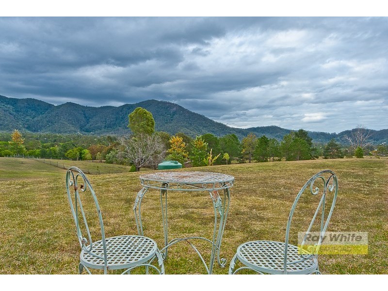 699 Mount Glorious Road, Highvale QLD 4520