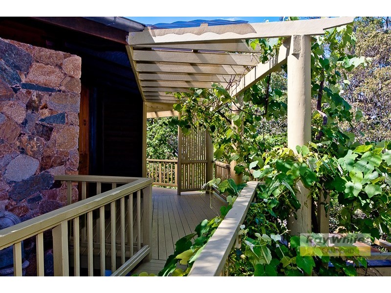 55 Fahey Road, Mount Glorious QLD 4520