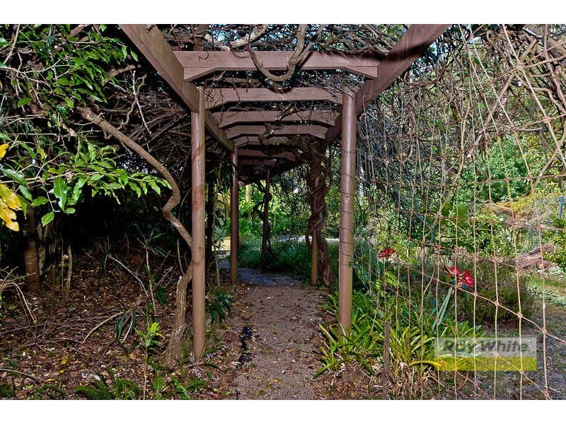 55 Fahey Road, Mount Glorious QLD 4520