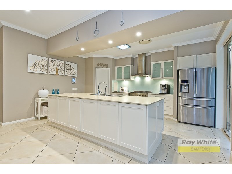 6 Kay Drive, Samford Valley QLD 4520