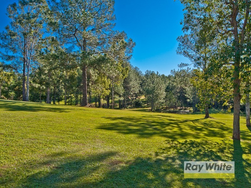 6 Kay Drive, Samford Valley QLD 4520