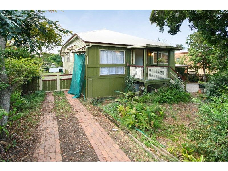 65 Deagon Street, Sandgate QLD 4017