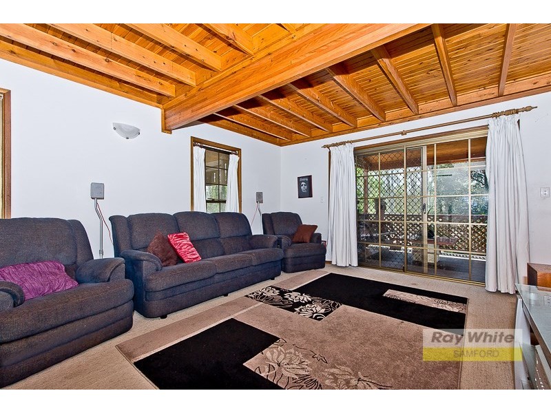 98 Camp Mountain Road, Camp Mountain QLD 4520