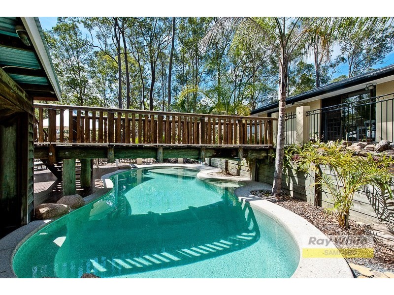 3 Boland Court, Eatons Hill QLD 4037