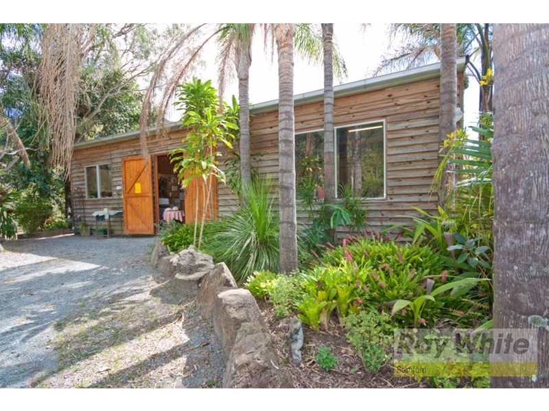 6 Lyell Court, Mount Samson QLD 4520