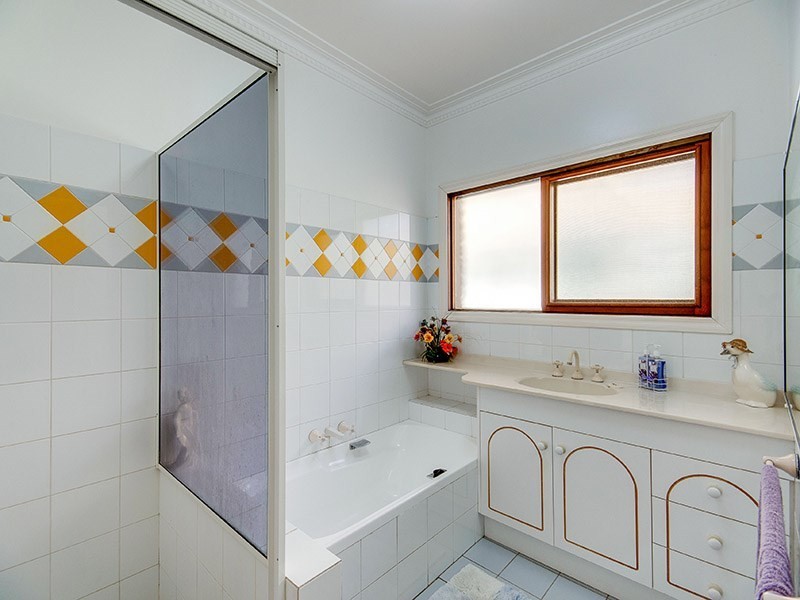 3 Carson Drive, Bunya QLD 4055