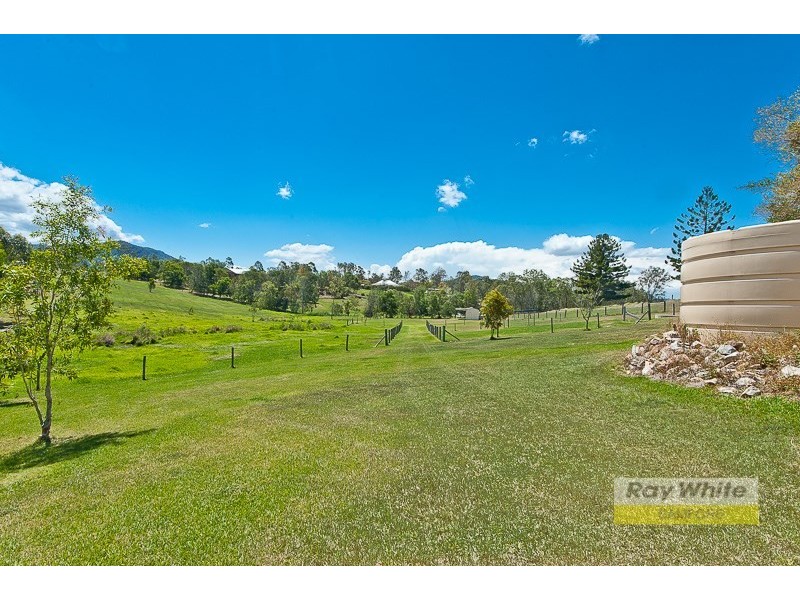 10 Janley Court, Wights Mountain QLD 4520