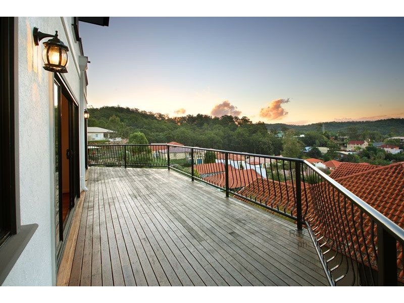 82 Bergin Road, Ferny Grove QLD 4055