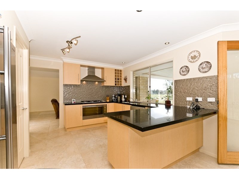 3 Currell Circuit, Samford Valley QLD 4520