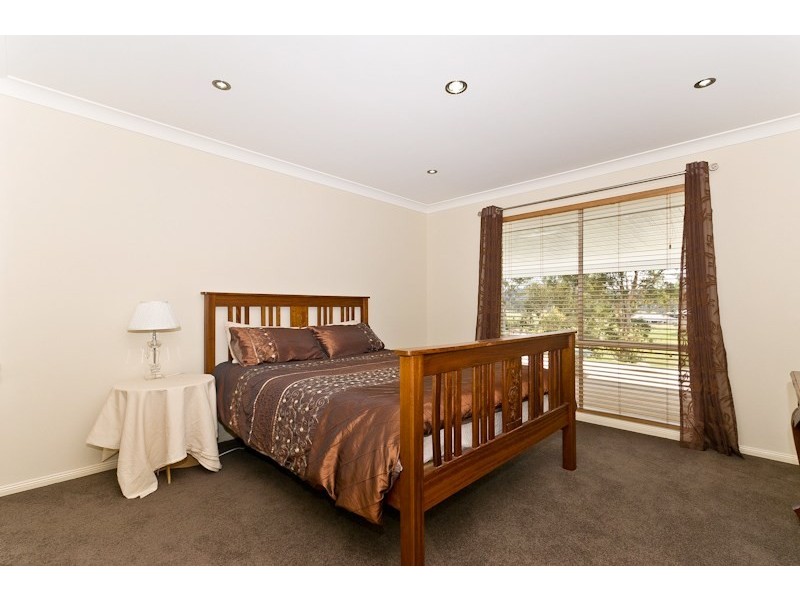 3 Currell Circuit, Samford Valley QLD 4520