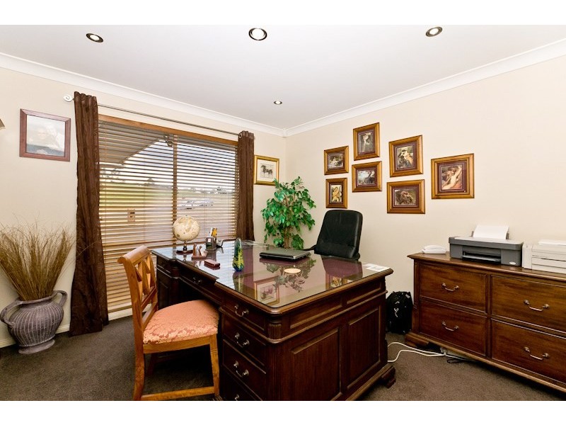 3 Currell Circuit, Samford Valley QLD 4520