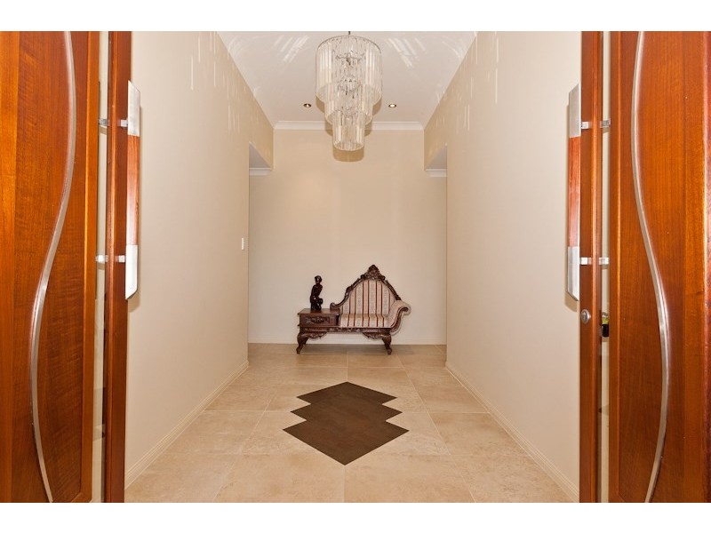 3 Currell Circuit, Samford Valley QLD 4520