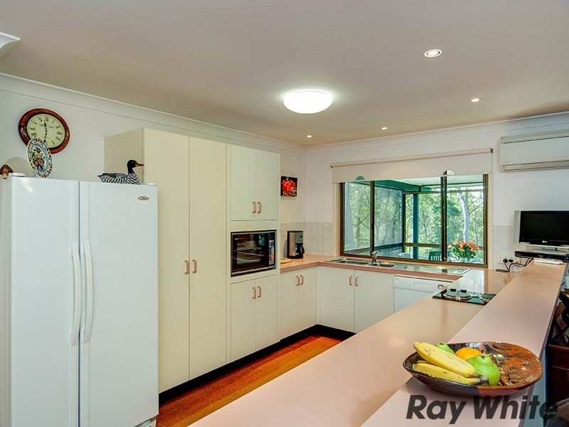 Bunya QLD 4055