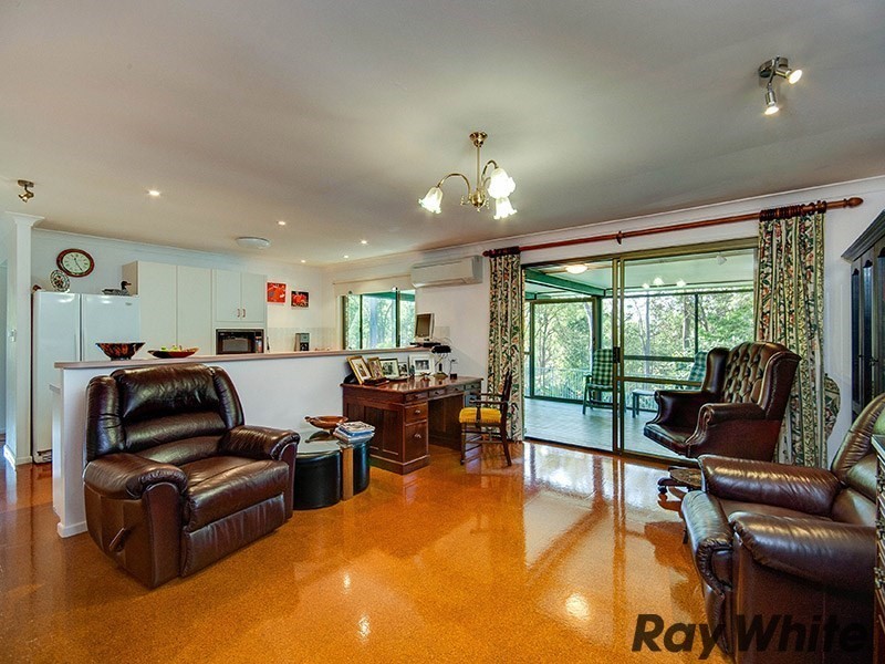 Bunya QLD 4055