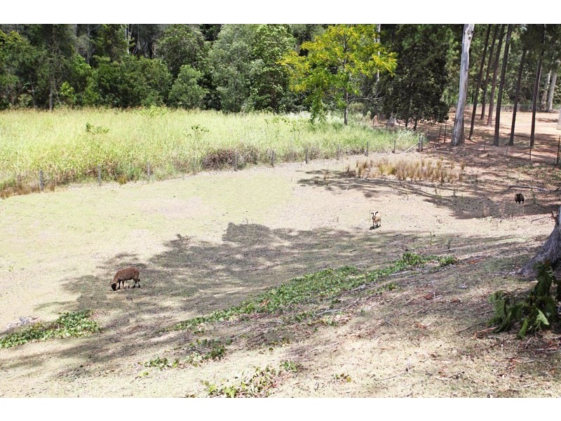 24 Trentham Place, Samford Village QLD 4520