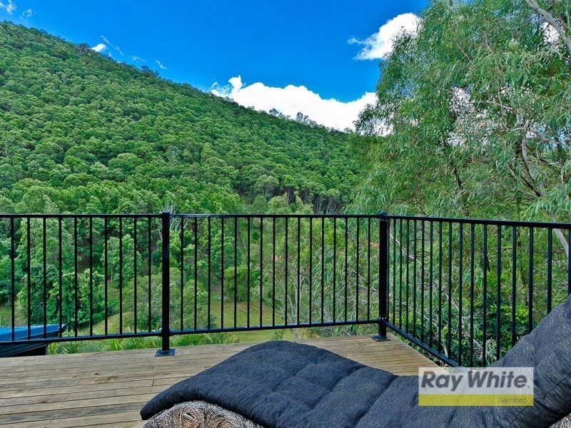 16 Woodglen Court, Samford Valley QLD 4520