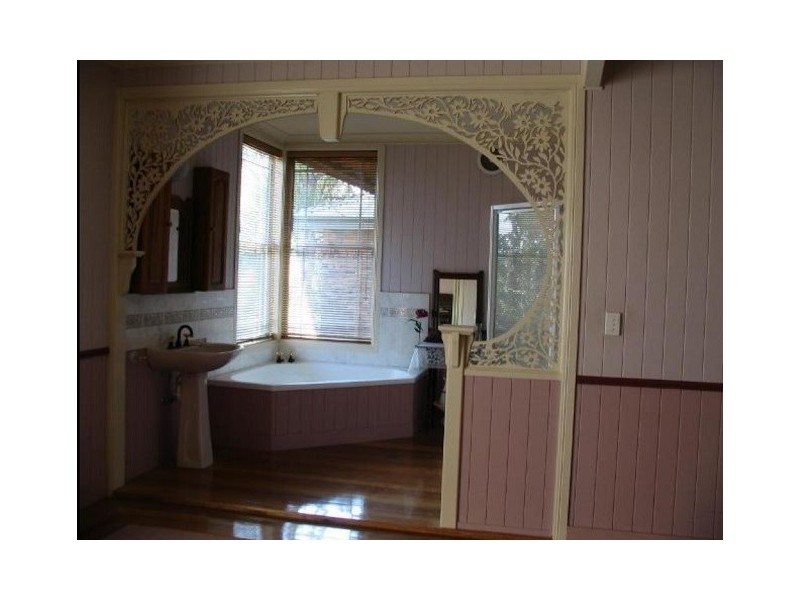 Eatons Hill QLD 4037