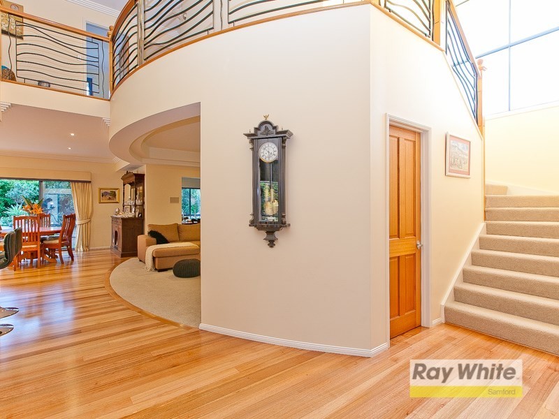 10 Camara Court, Eatons Hill QLD 4037