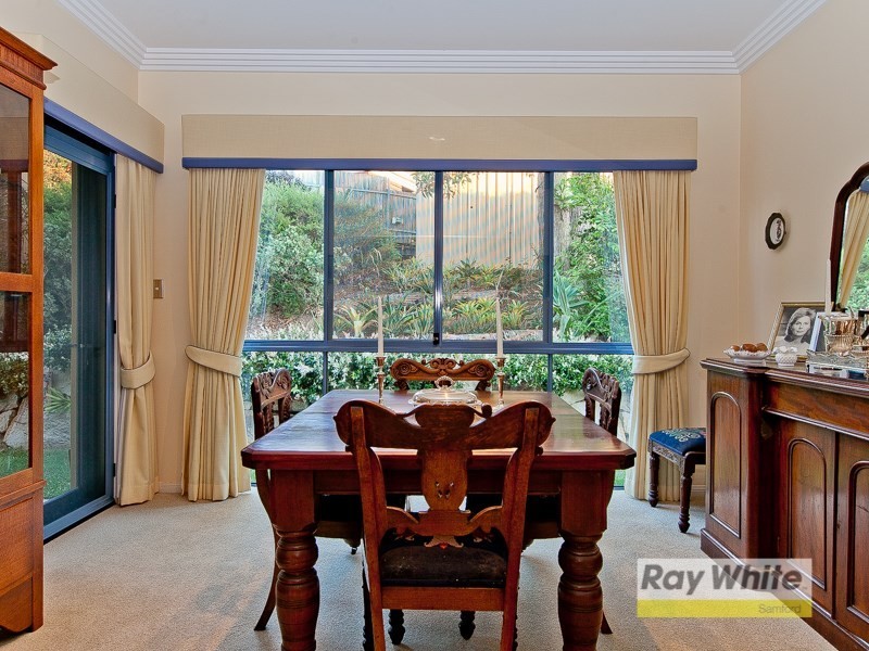 10 Camara Court, Eatons Hill QLD 4037