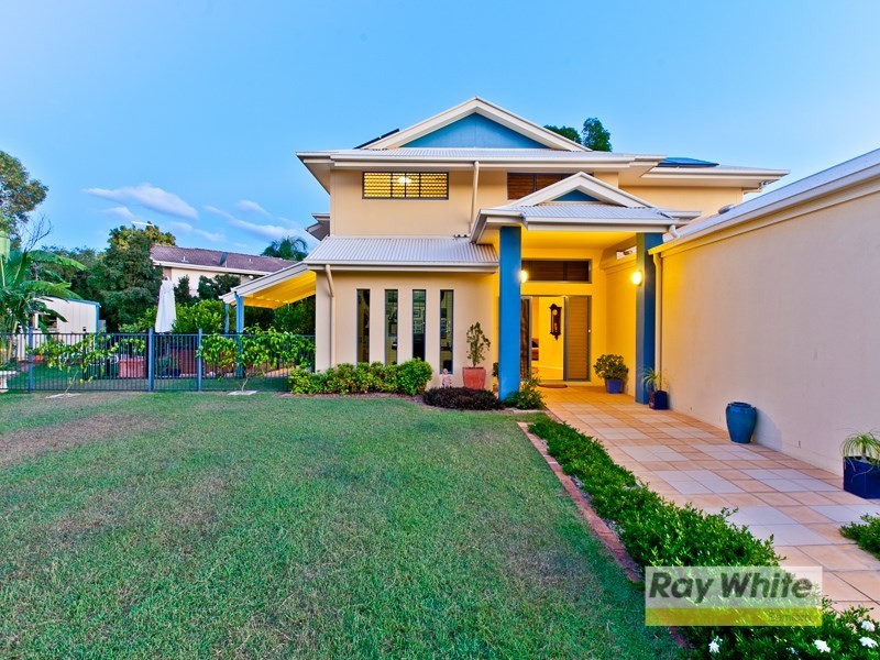 10 Camara Court, Eatons Hill QLD 4037