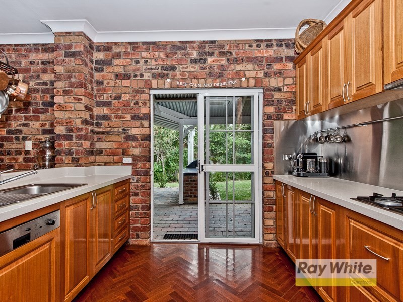 10 Grandview Court, Camp Mountain QLD 4520