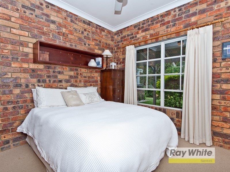 10 Grandview Court, Camp Mountain QLD 4520