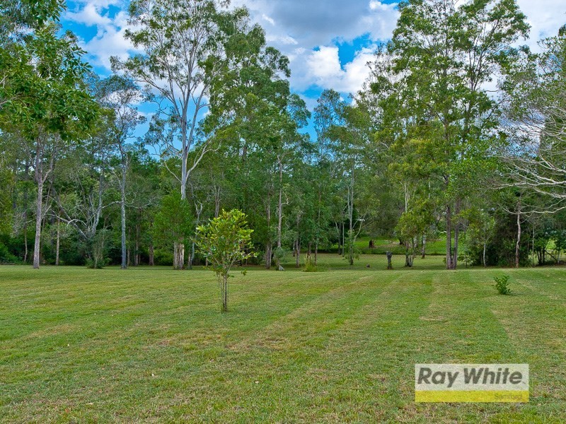 10 Grandview Court, Camp Mountain QLD 4520