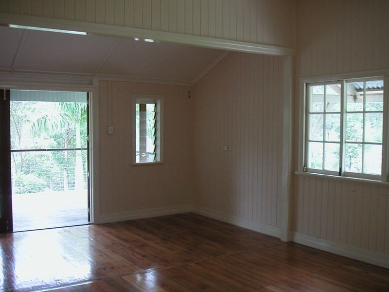 Camp Mountain QLD 4520