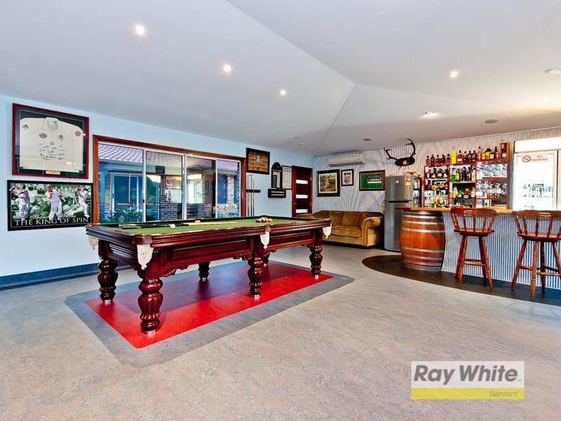 2 Nullamanna Road, Camp Mountain QLD 4520