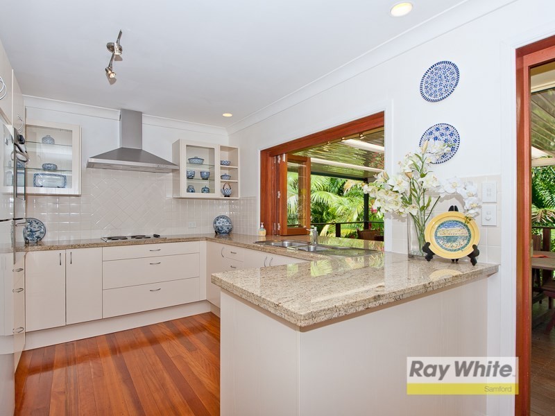 29 Mount Glorious Road, Samford Village QLD 4520