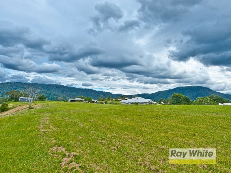 15 Haigh Crescent, Samford Valley QLD 4520