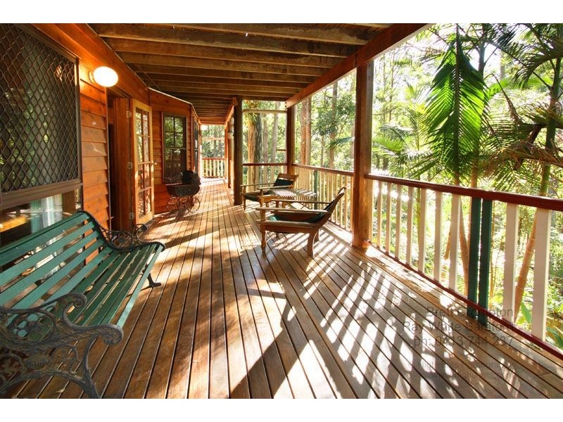 63 Harland Road, Mount Glorious QLD 4520