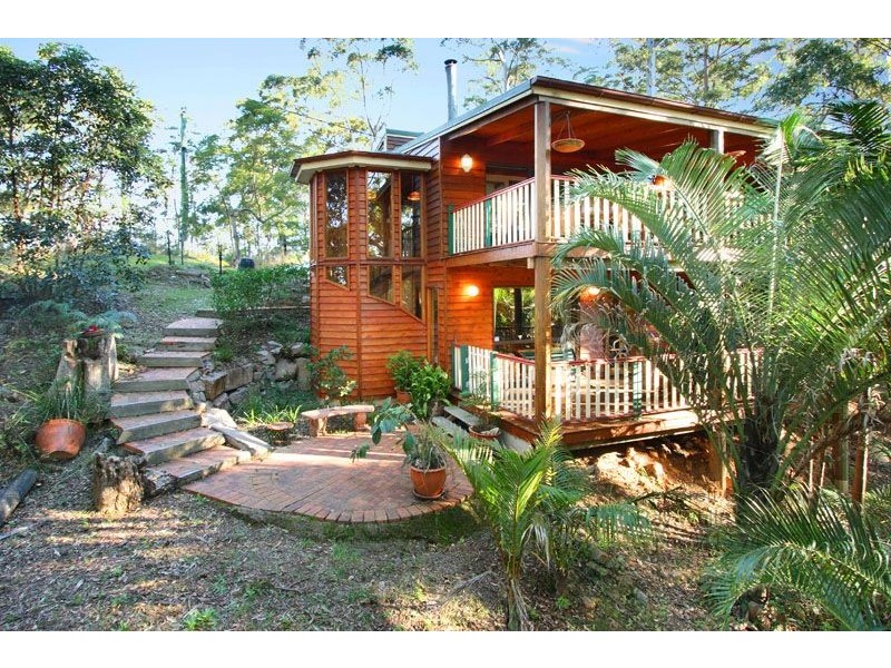 63 Harland Road, Mount Glorious QLD 4520