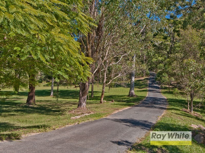 10 Sylvaterre Court, Samford Valley QLD 4520