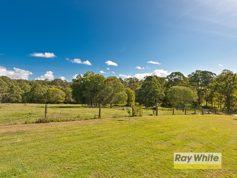 170 Armstrong Creek Road, Armstrong Creek QLD 4520