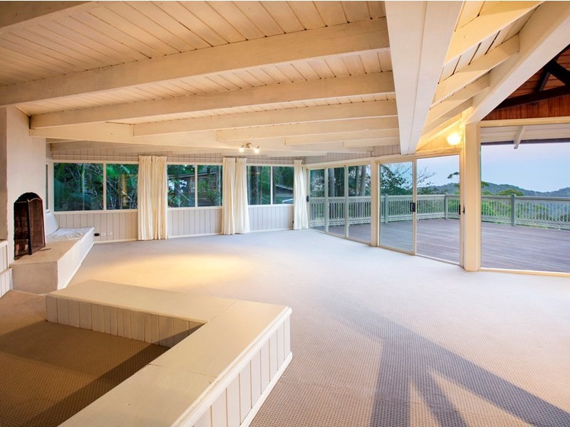 4 Attunga Lane, Mount Glorious QLD 4520