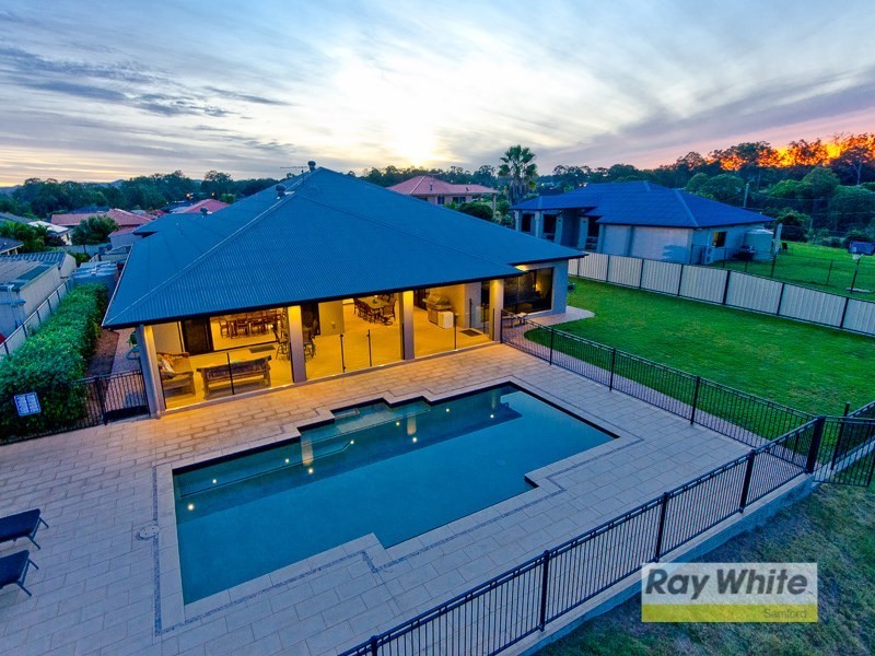 10 Barron Place, Joyner QLD 4500