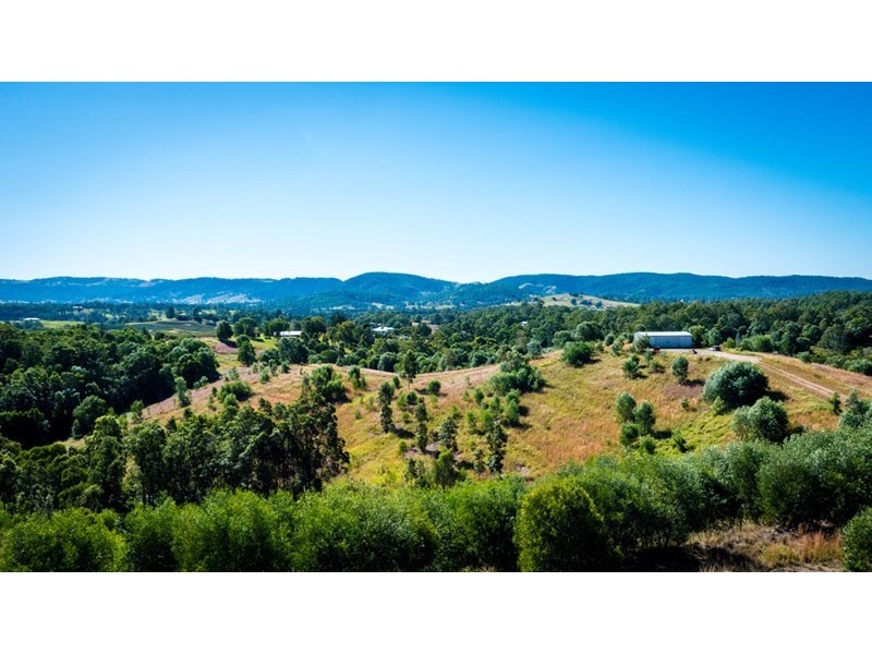 44 Kobble Creek Road, Armstrong Creek QLD 4520