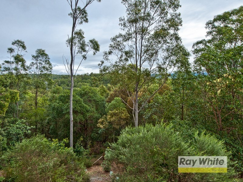 13 Willem Drive, Draper QLD 4520