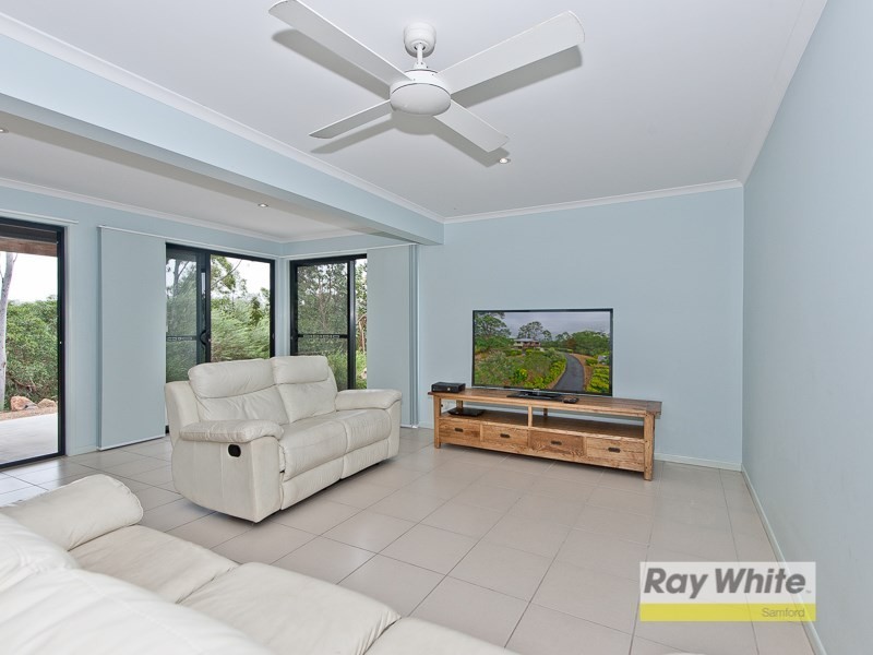 13 Willem Drive, Draper QLD 4520