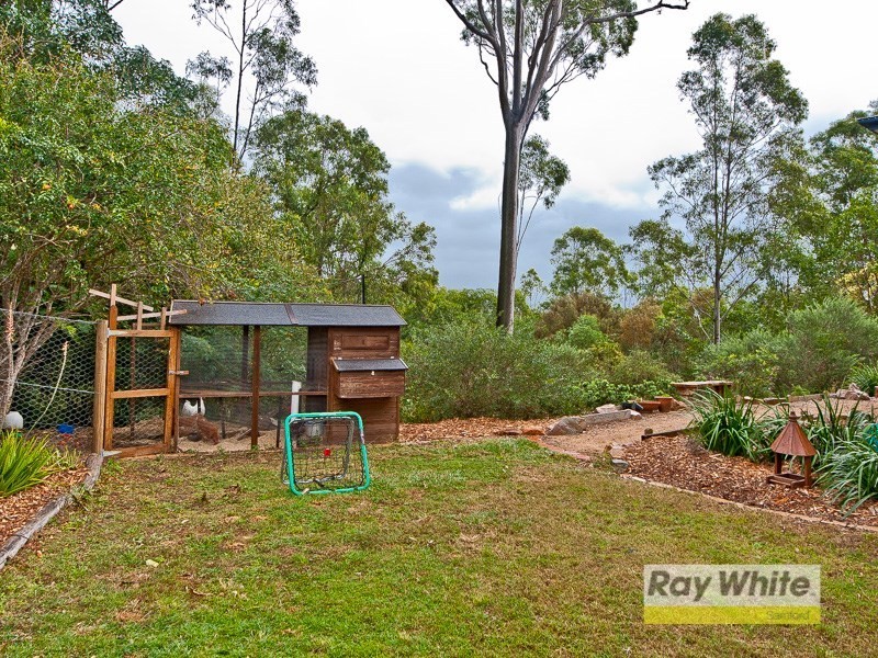 13 Willem Drive, Draper QLD 4520