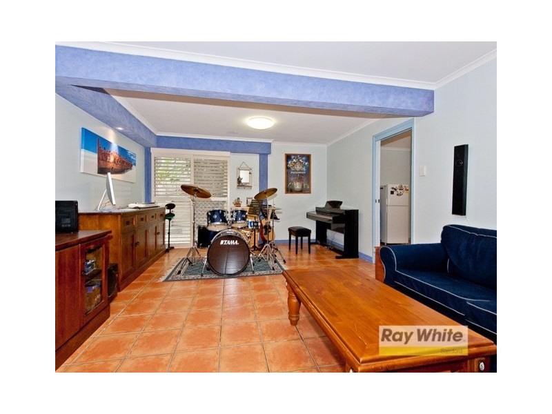 71 Tarnook Drive, Ferny Hills QLD 4055