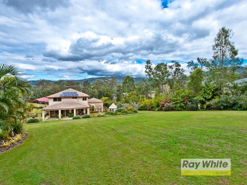 13 Endwood Court, Highvale QLD 4520
