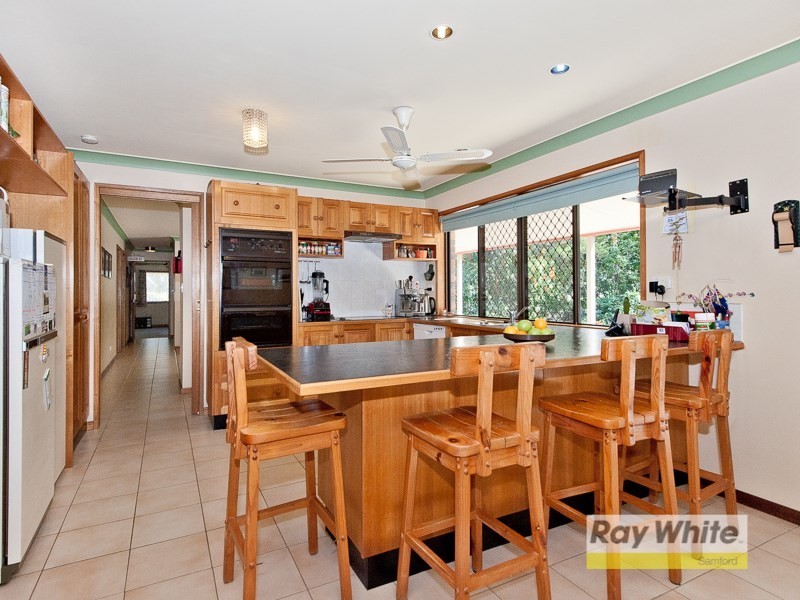 16 Bracken Court, Cashmere QLD 4500