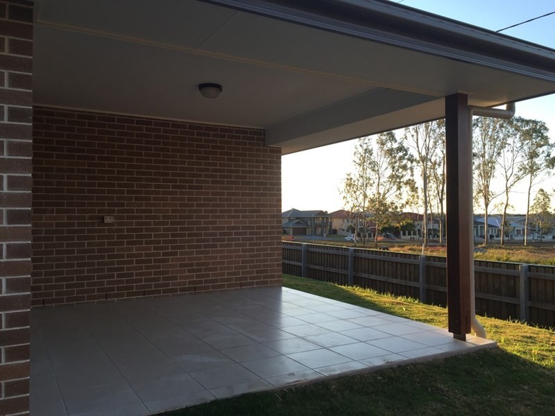 9 Fun Place, Bridgeman Downs QLD 4035