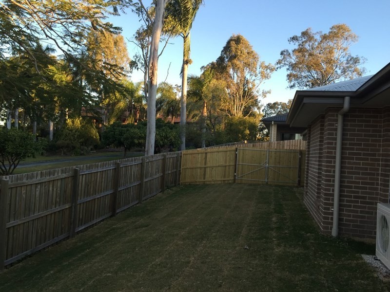 9 Fun Place, Bridgeman Downs QLD 4035