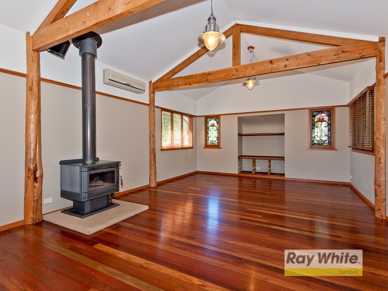 5 Parragilga Close, Wights Mountain QLD 4520