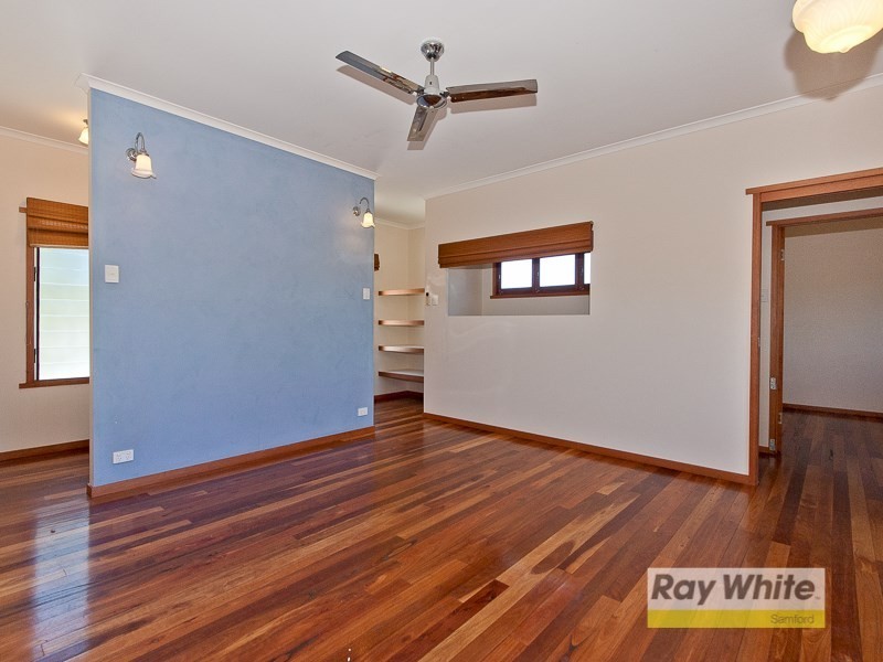 5 Parragilga Close, Wights Mountain QLD 4520